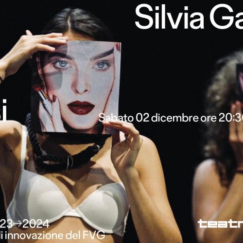 Solo corpi femminili è questo l'esperimento: Silvia Gallerano con Svelarsi a Teatro Contatto