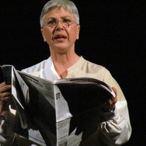 Ottavia Piccolo ha aperto la 15esima stagione del Teatro Pasolini con il suo spettacolo su Anna Politkoskaja