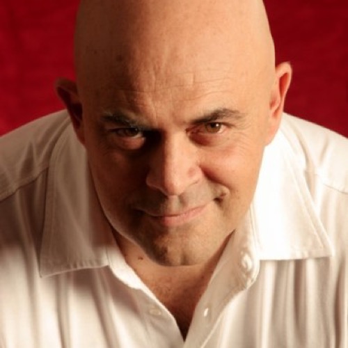 30 biglietti a 16,50 € riservati agli studenti dell’Università di Udine per Maurizio Crozza e il nuovo tour teatrale Giro d’Italialand