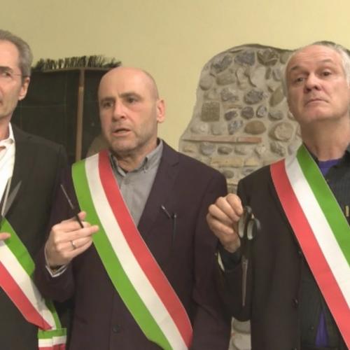 Tre comuni verso la fusione: Fusion, il nuovo spettacolo del Teatro Incerto che affronta con ironia il referendum dell’11 giugno