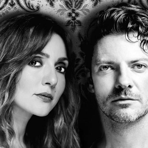 Ambra Angiolini e Matteo Cremon scatenano La guerra dei Roses