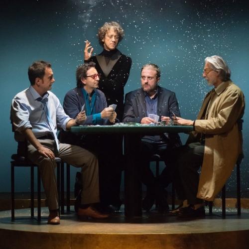 La memorabile partita a poker di Regalo di Natale, film di Pupi Avati, diventa teatro in scena al Teatro Pasolini